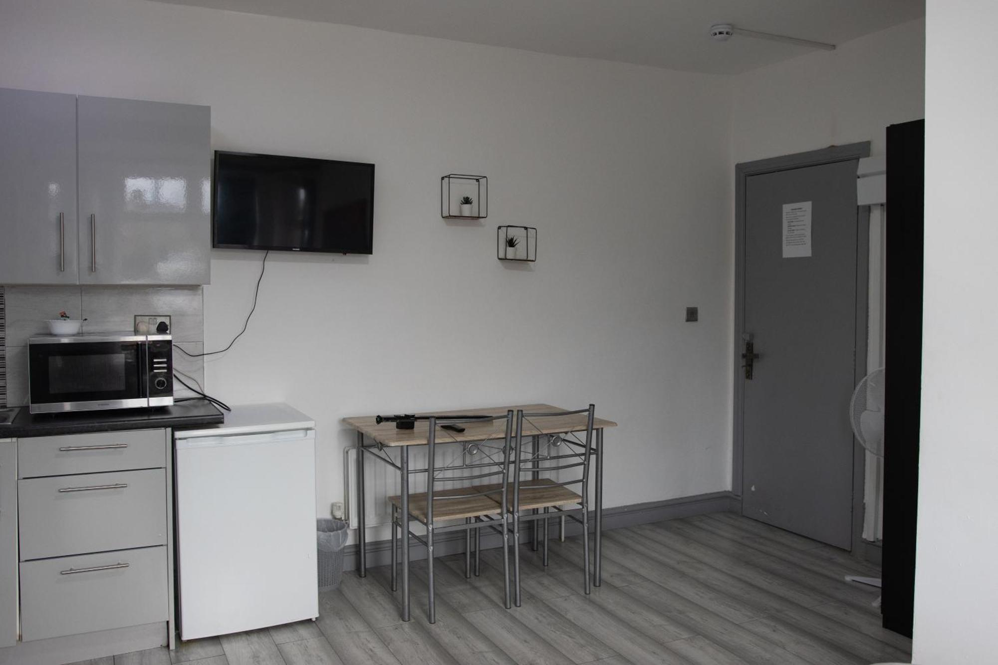 Hills View Apartments マンチェスター エクステリア 写真