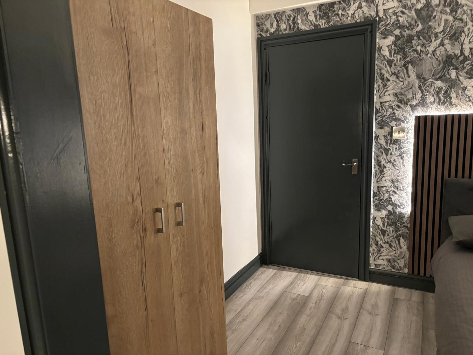 Hills View Apartments マンチェスター エクステリア 写真